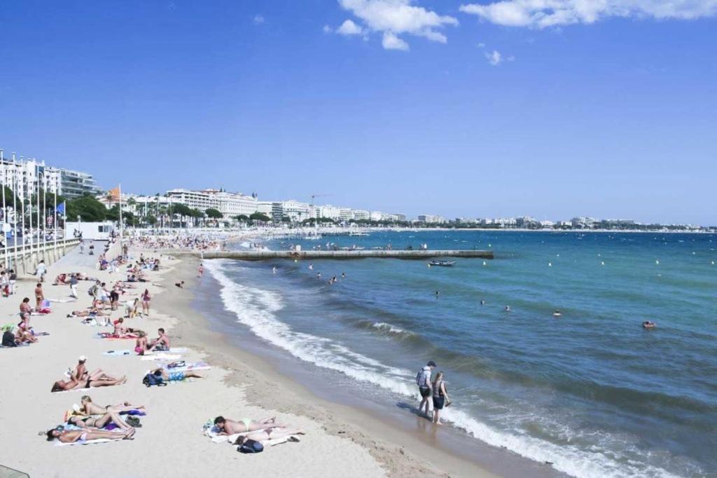 Appart 1 Piece Pointe De La Croisette A Кан Екстериор снимка